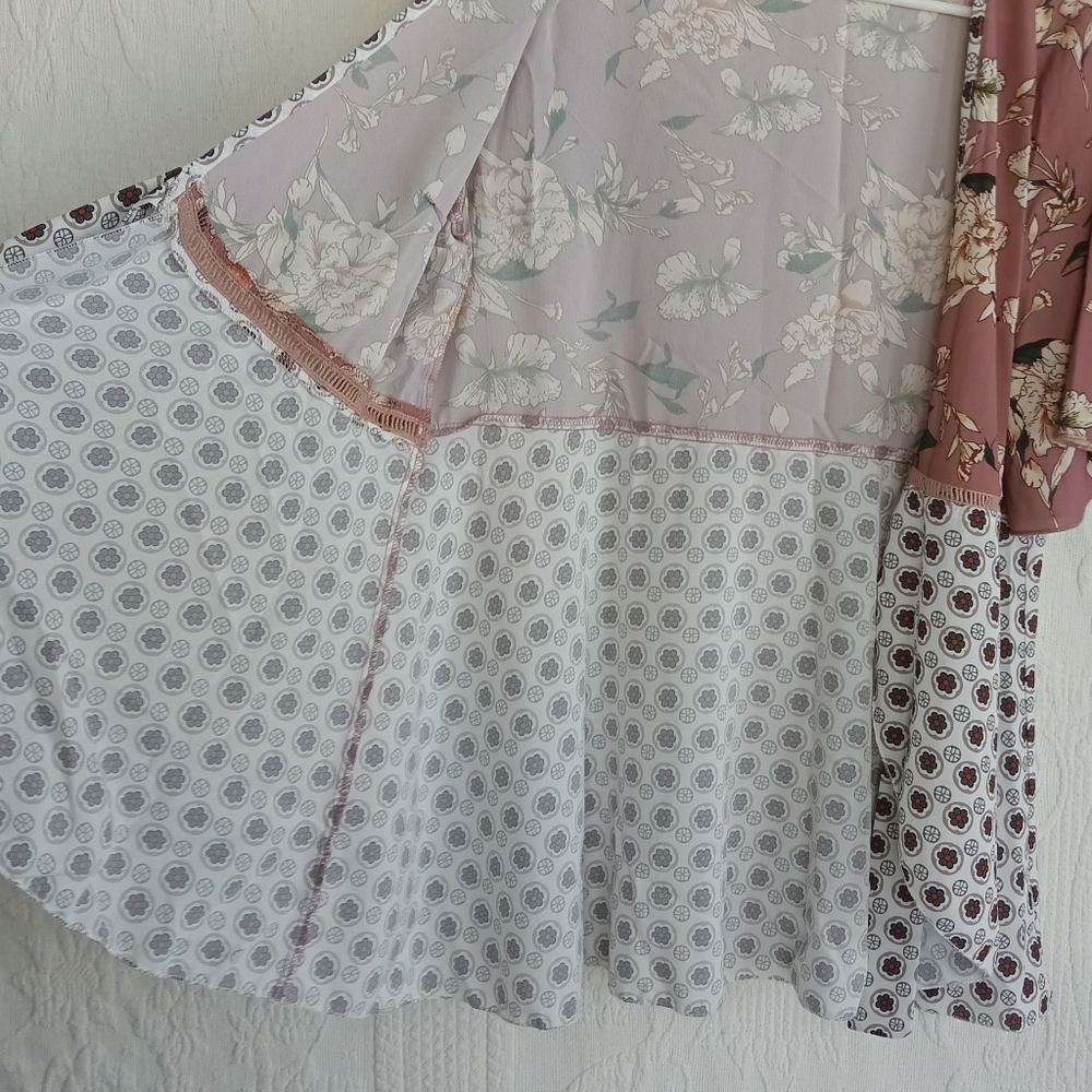 Sexy Kimono Blouse Tie Front Pink Patchwork Boho Western Flowy Floral Pastel MED - Picture 8 of 10